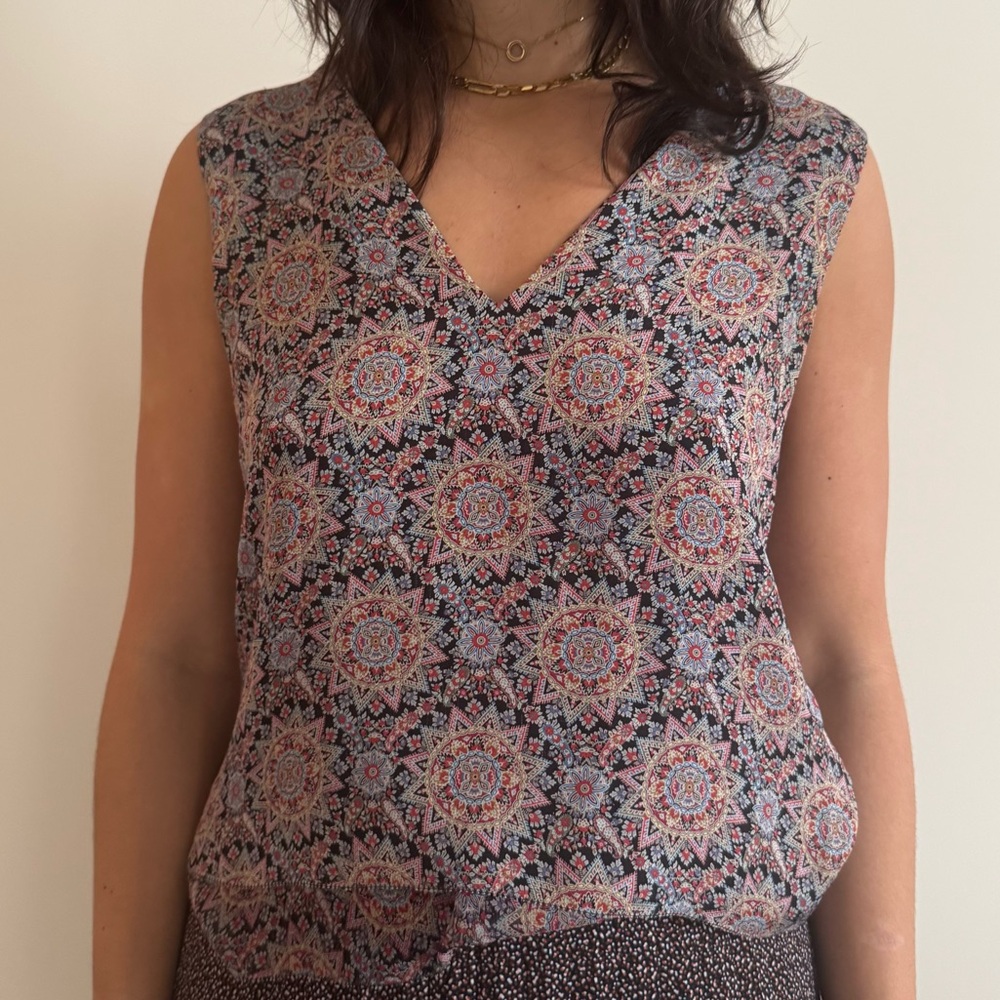 INTERMIX Multicolor V Neck Sleeveless Blouse M
